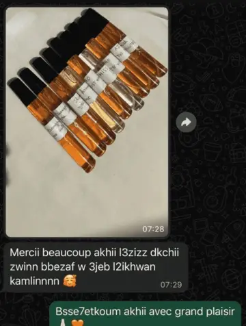 Message WhatsApp d'un client avec la photo de sa commande MYF